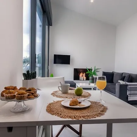 Assos Villas *